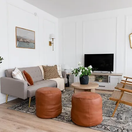 2 Spacieux Lit King Verdun Parking Gratuit Apartment *